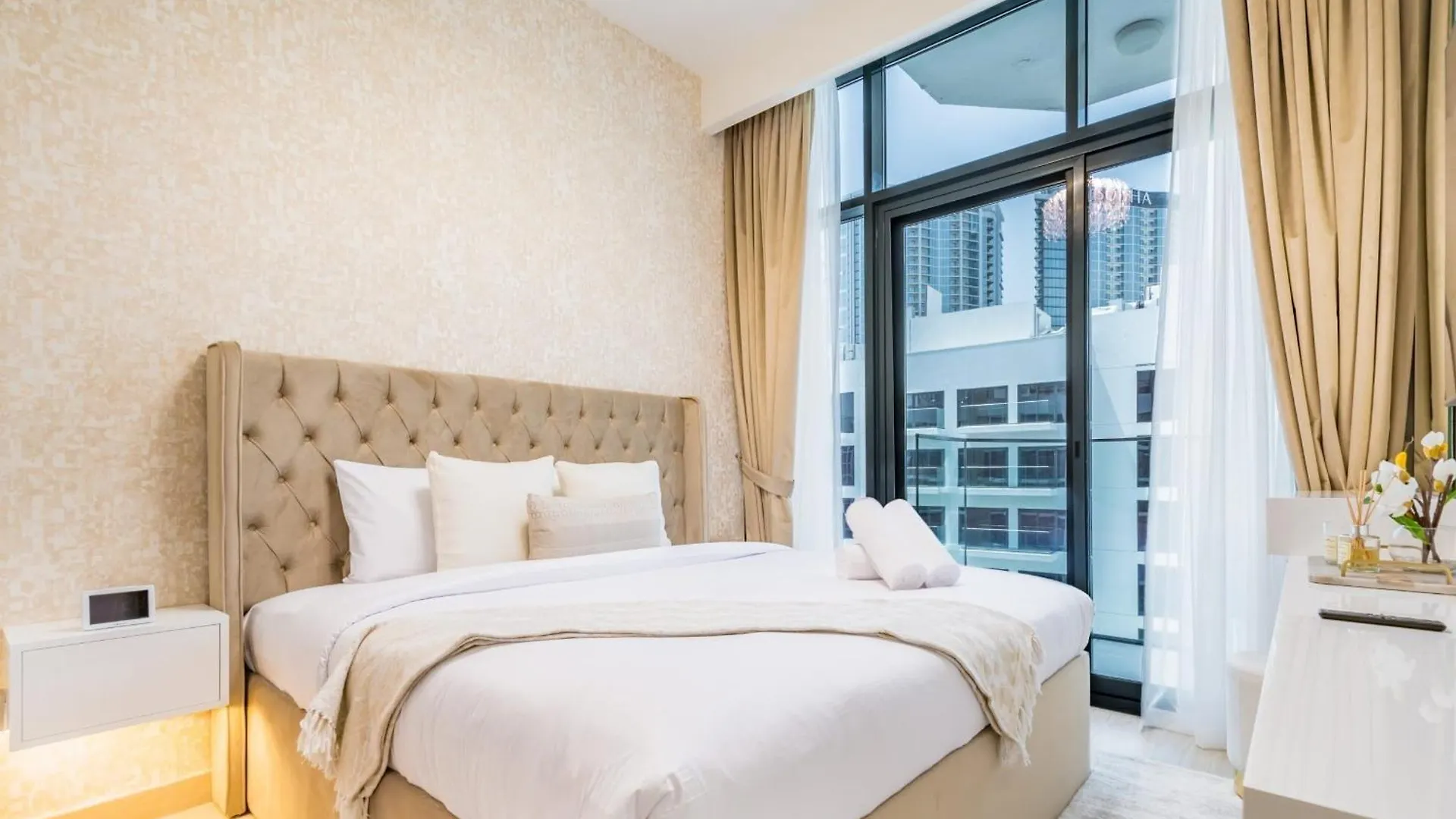 Vacay Lettings Charming Retreat Azizi Riviera Lejlighed Dubai