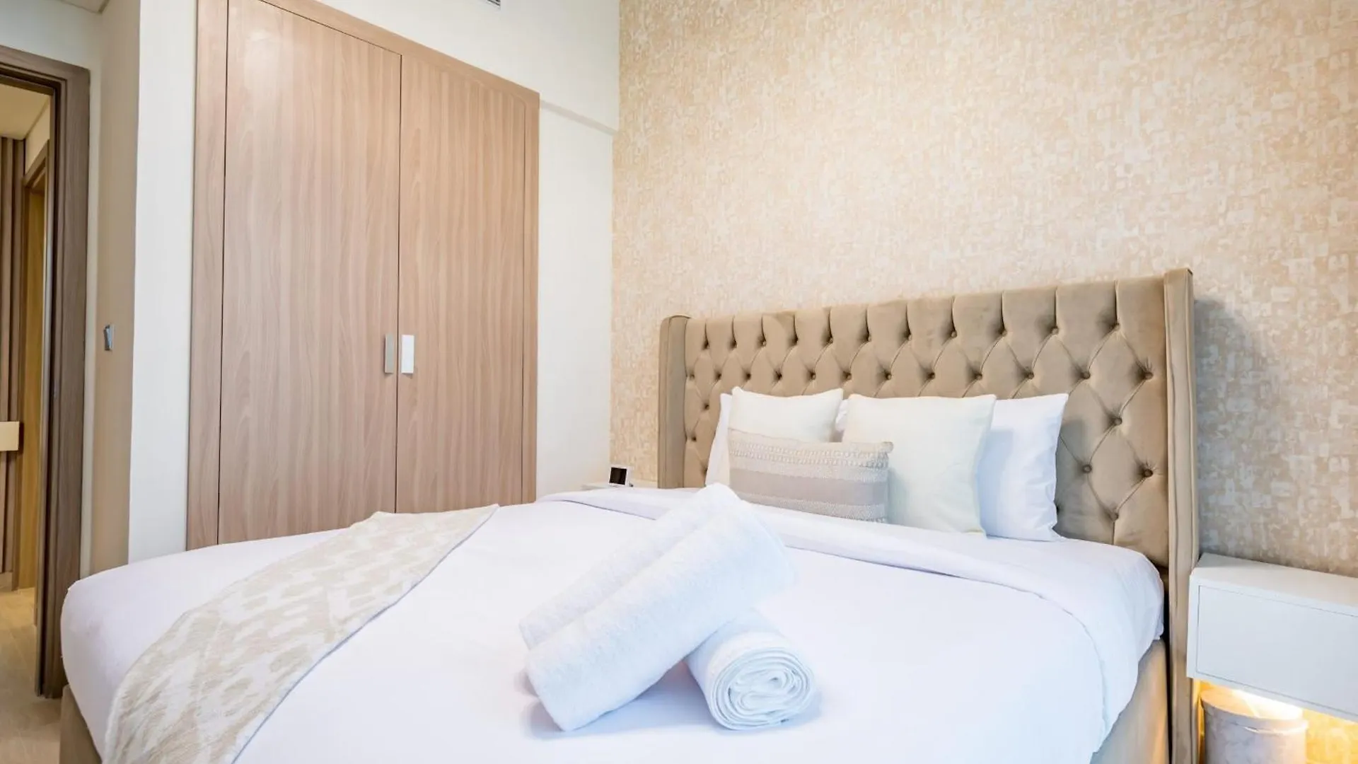 Vacay Lettings Charming Retreat Azizi Riviera Lejlighed Dubai